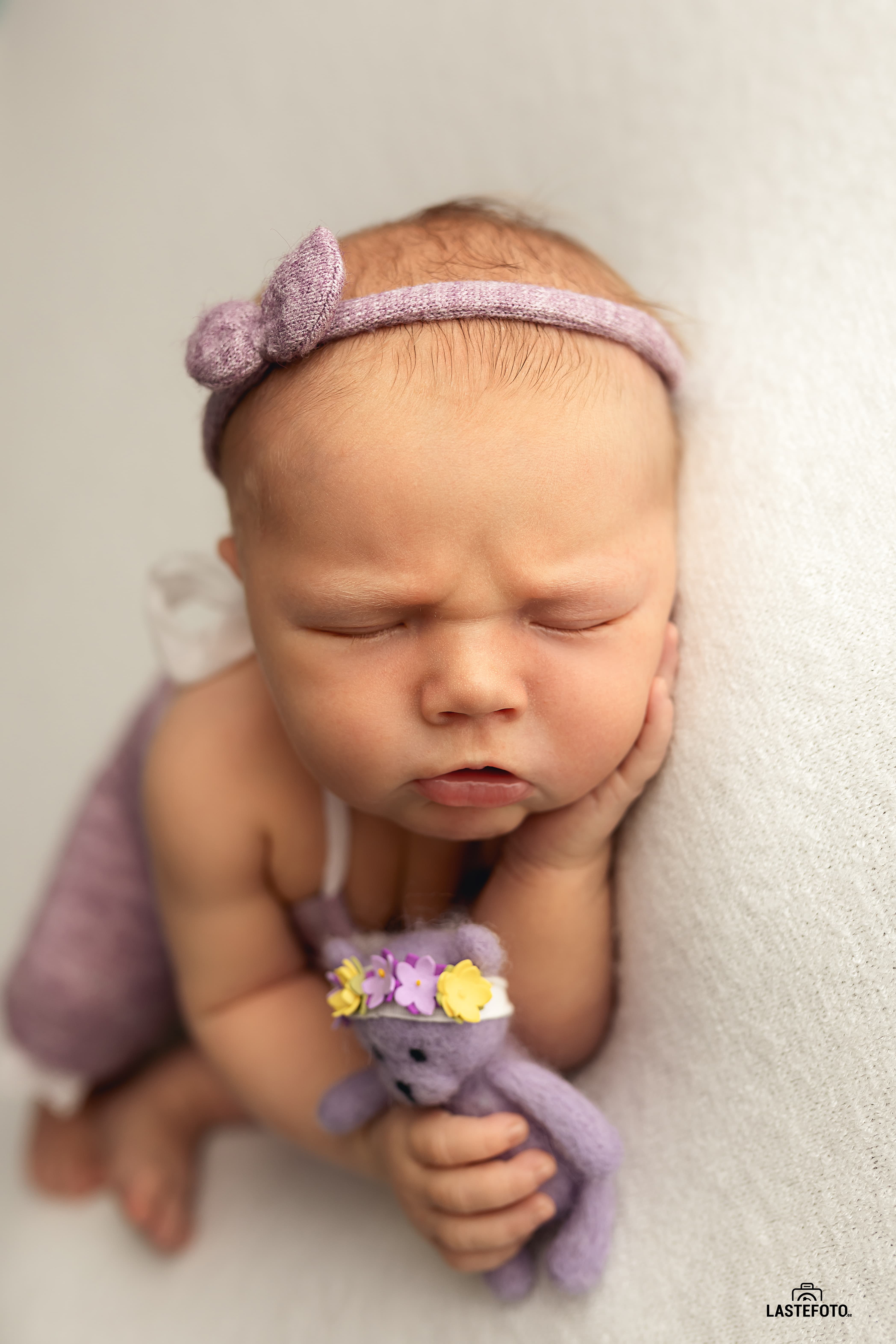 Newborn photo session in Tallinn