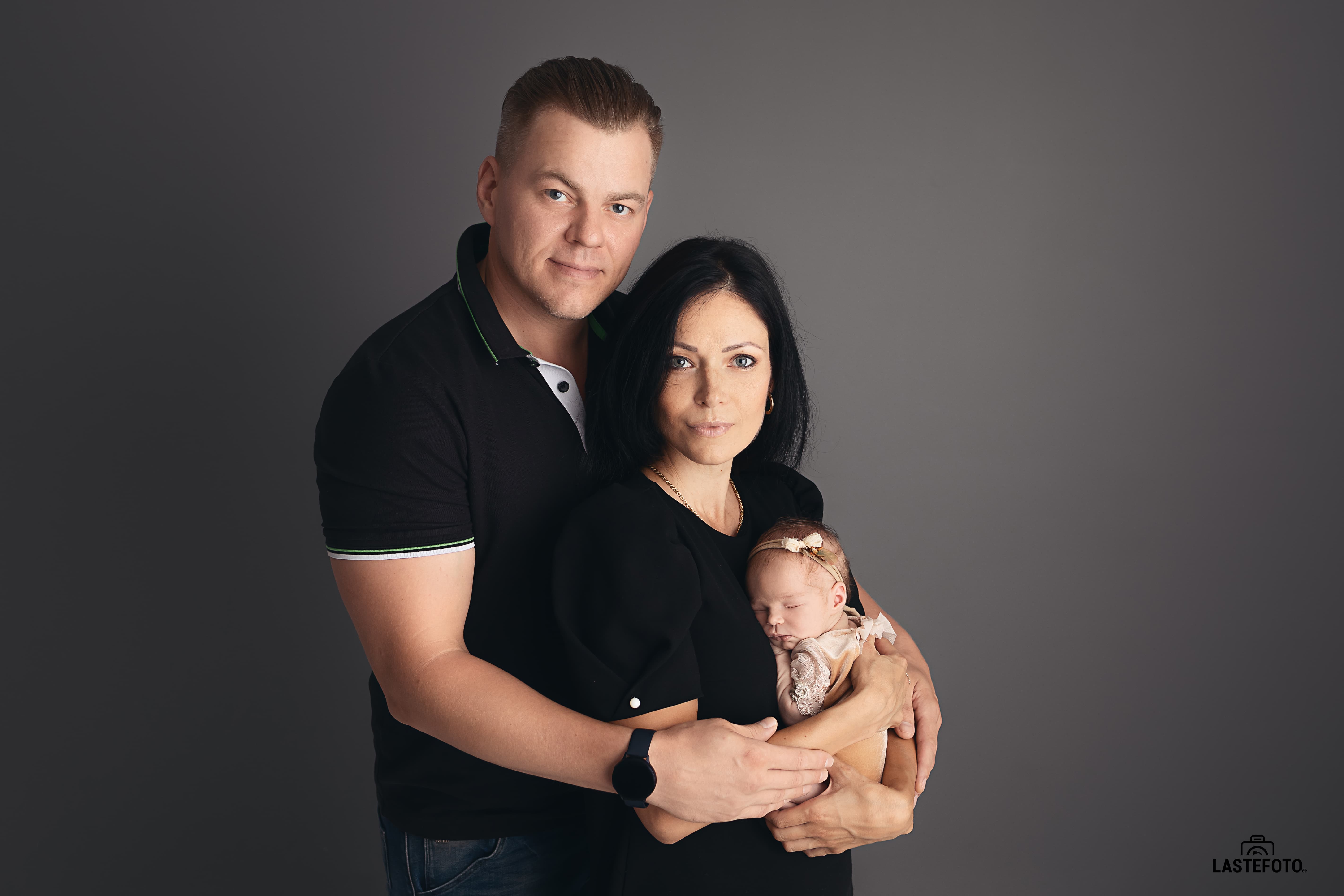 Benefits of Hiring a Professional Fine Art Newborn Photographer