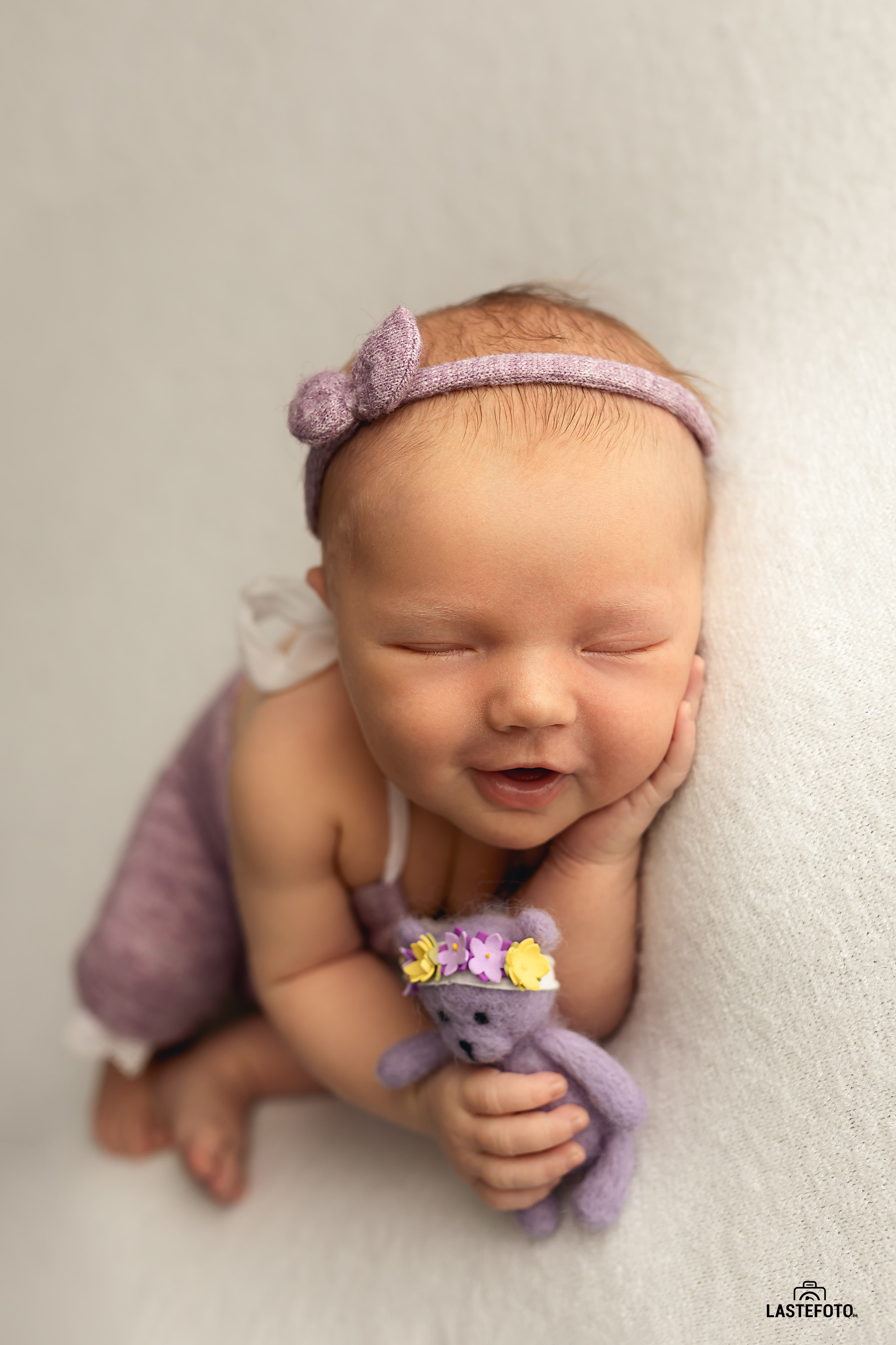 Fine Art Newborn Photography Props and Accessories