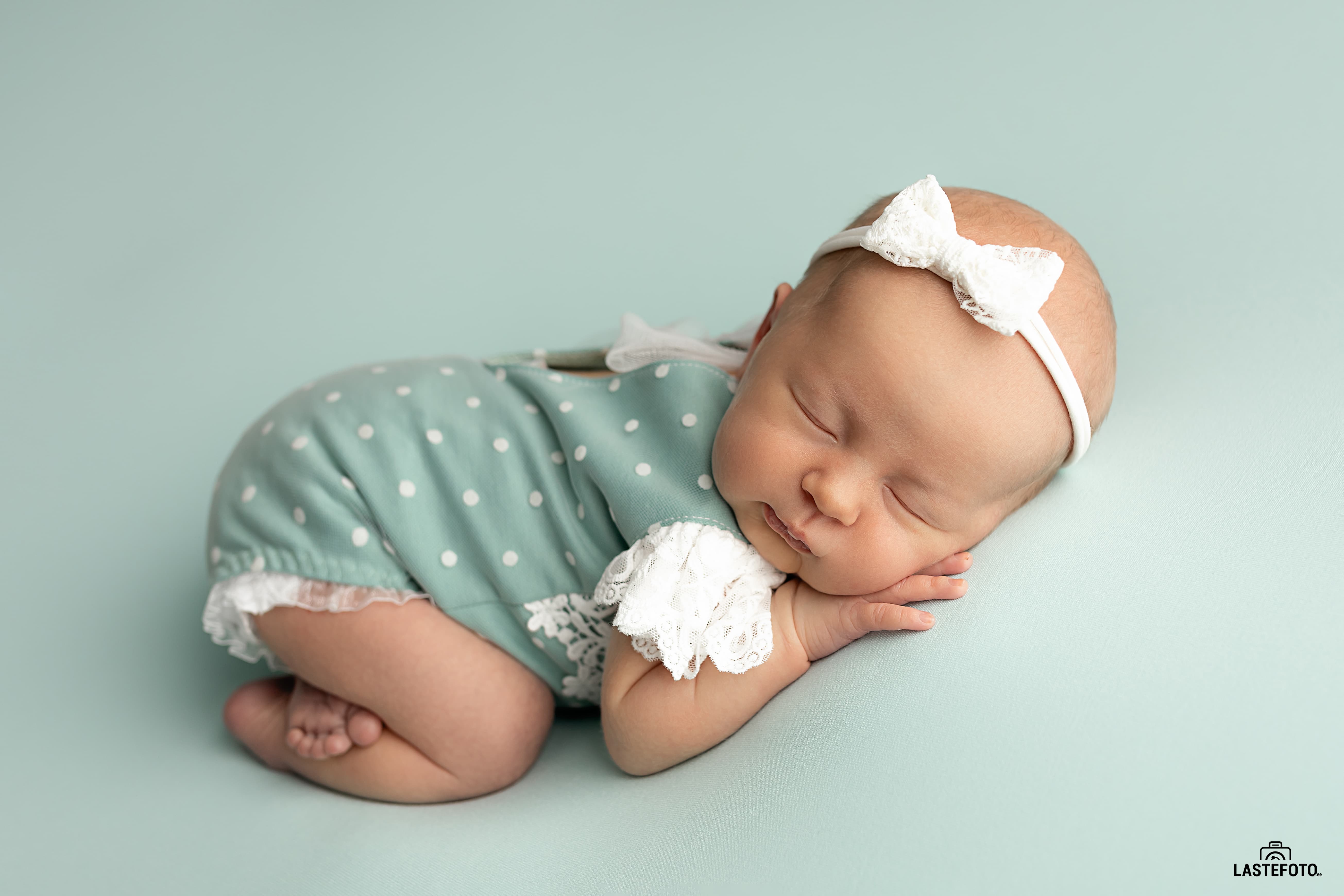 Importance of Fine Art Newborn Photography