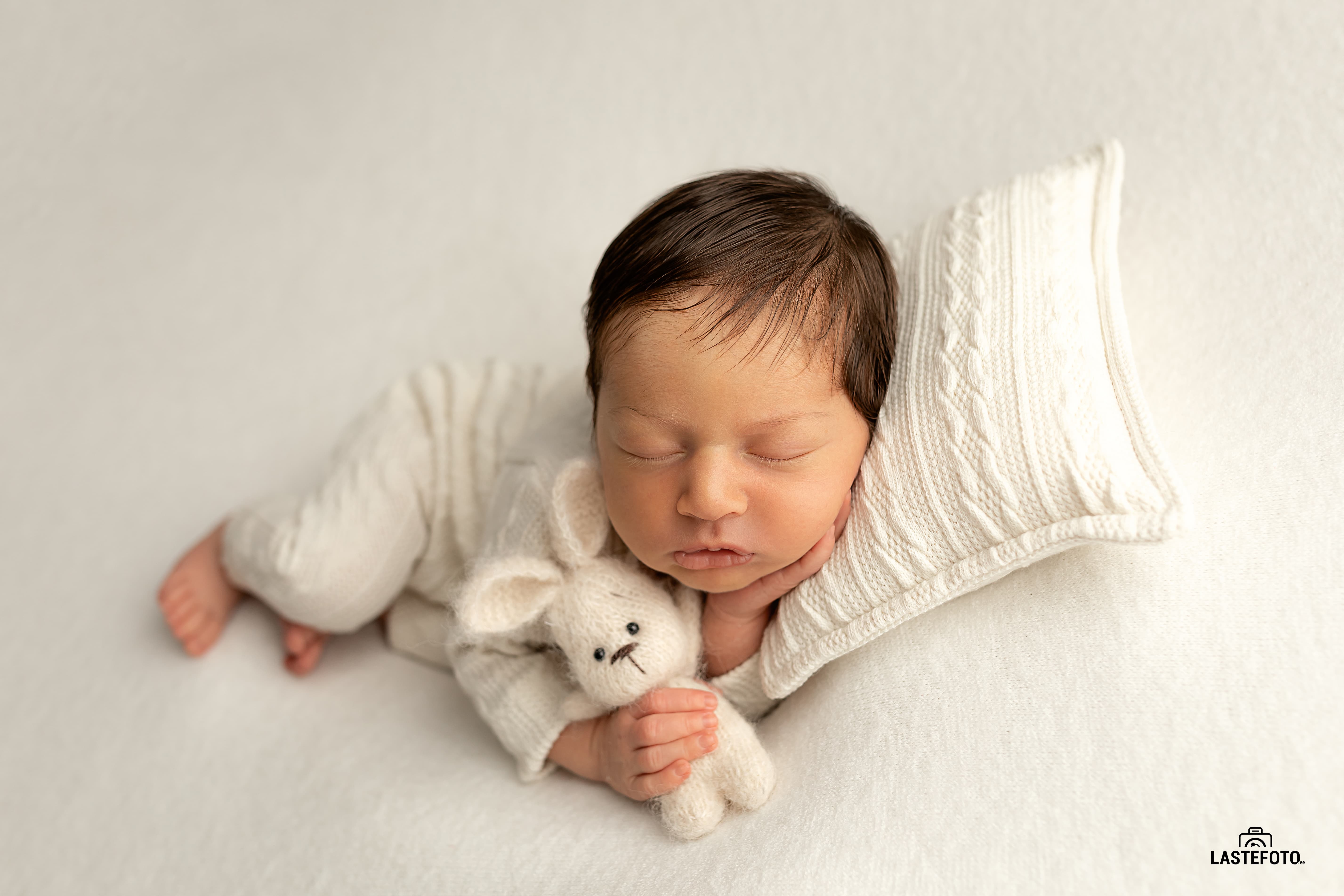 Tips for Preparing for a Fine Art Newborn Photography Session