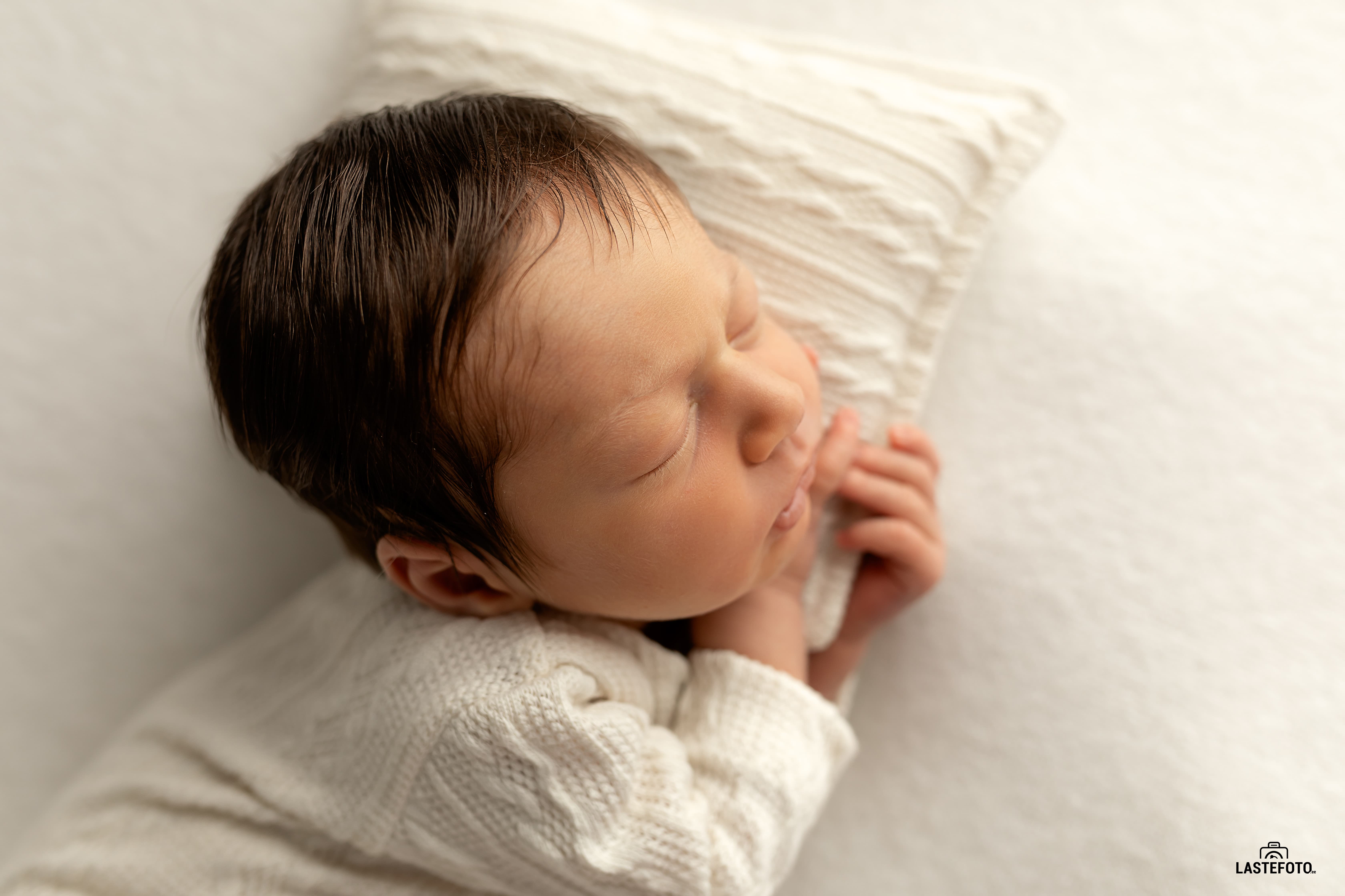 Tips for Preparing for a Fine Art Newborn Photography Session