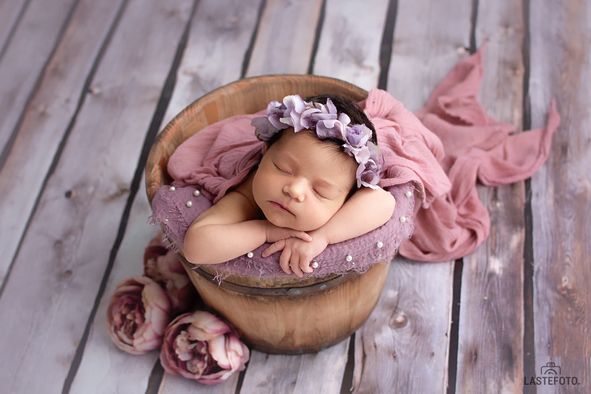 newborn photo shoot in Tallinn