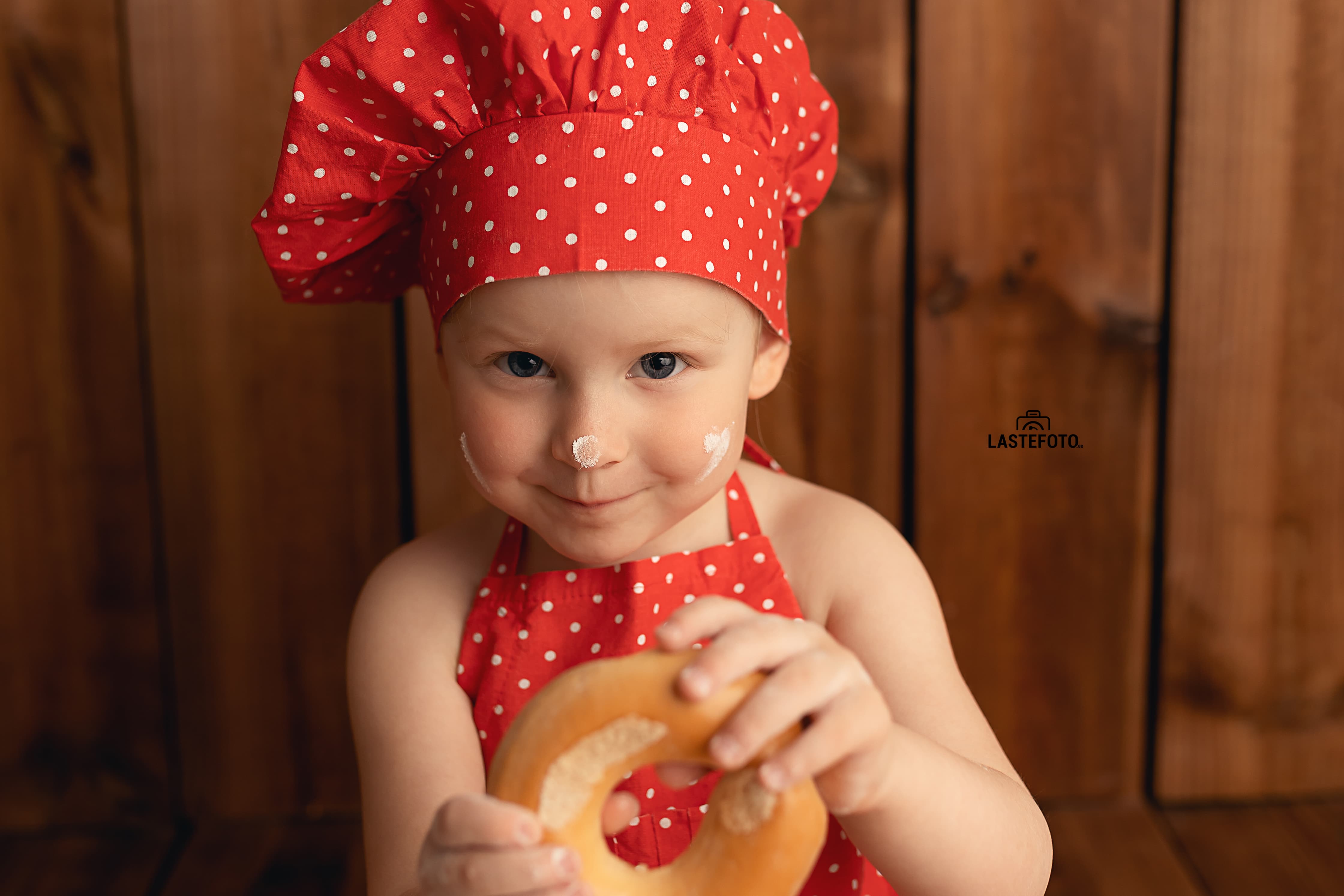 Baby photo session in the studio