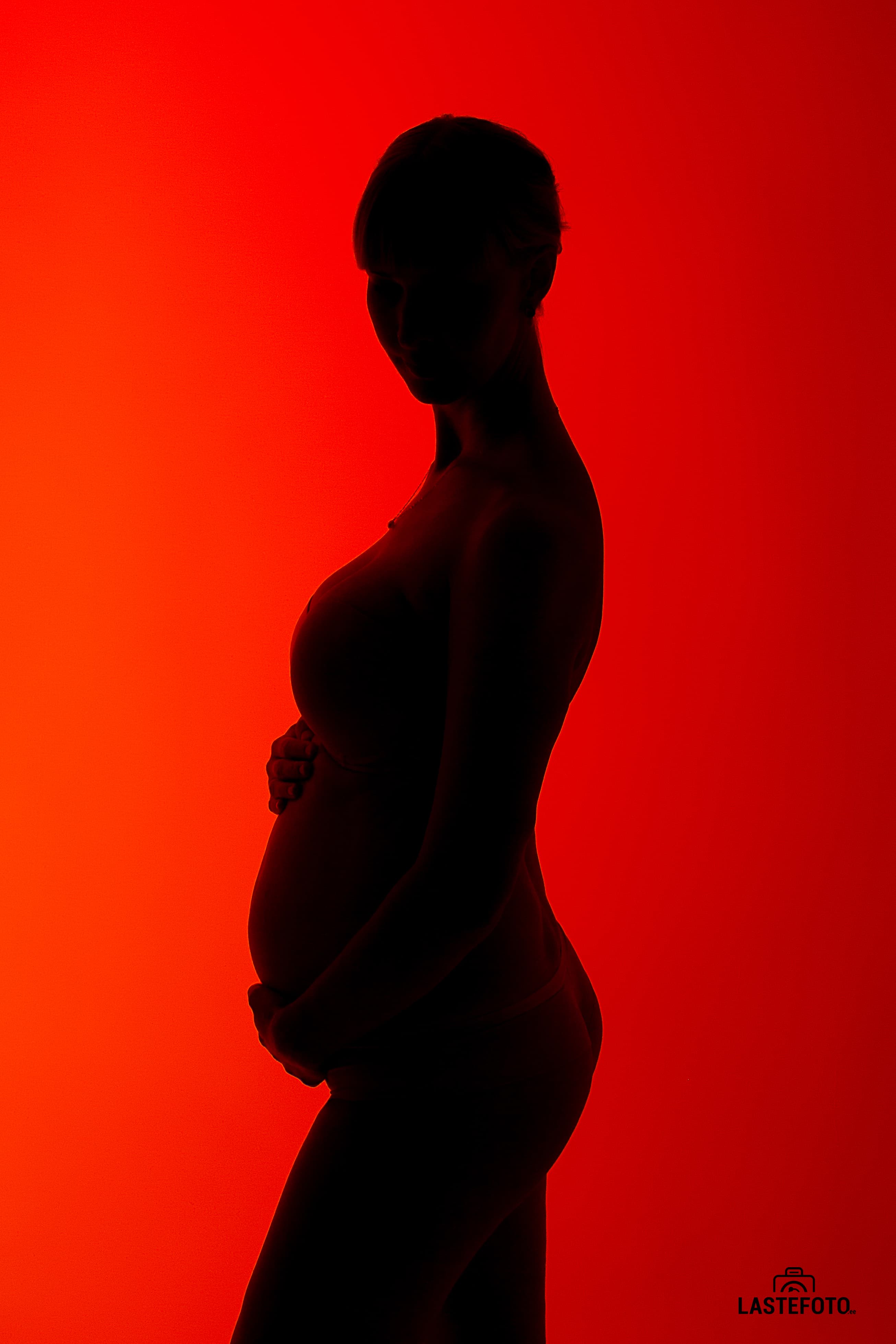 Pregnancy photo shoot in the studio